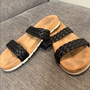 Cliffs by WHITE MOUNTAIN Black Braided Sandals‎